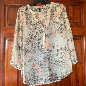 Maurice’s Patterned 3/4 Sleeve Blouse